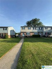 7 Madison Lane, Whitehall Twp, PA 18052