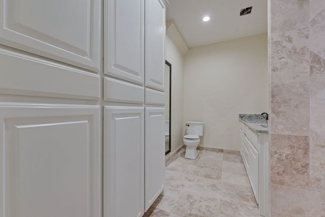 204 Knights Circle, Streetman, TX 75859
