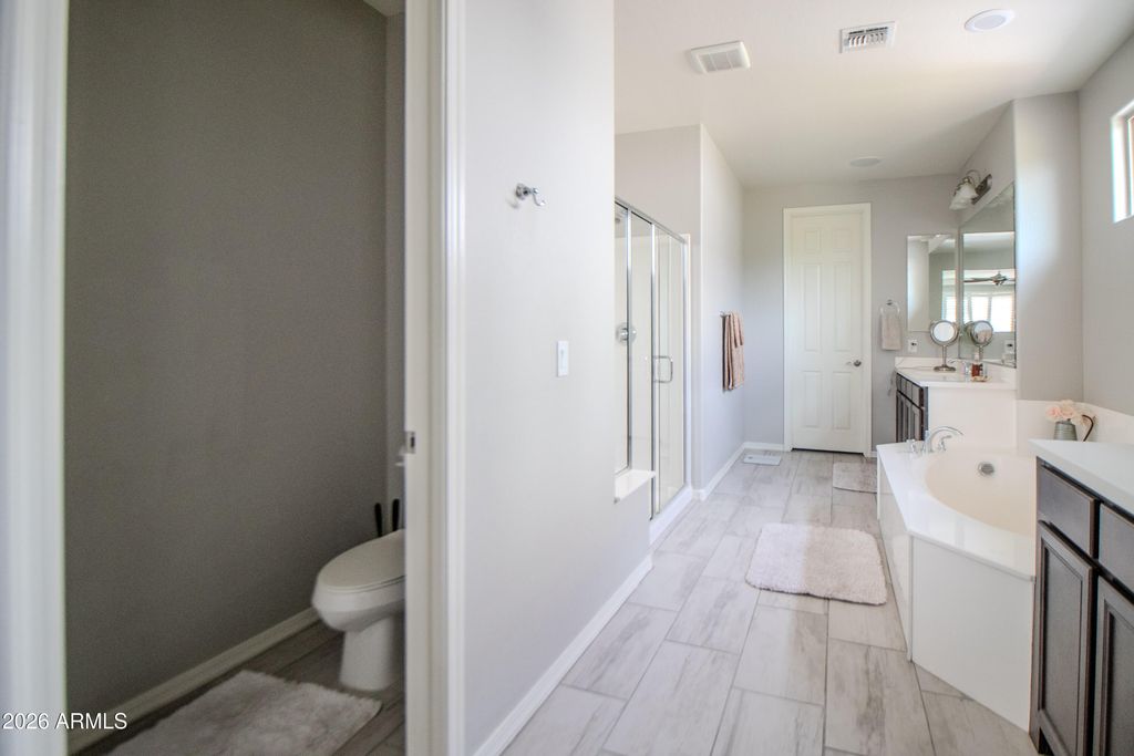 Image 38 of property listing at 2249 N ACACIA Way, Buckeye, AZ 85396