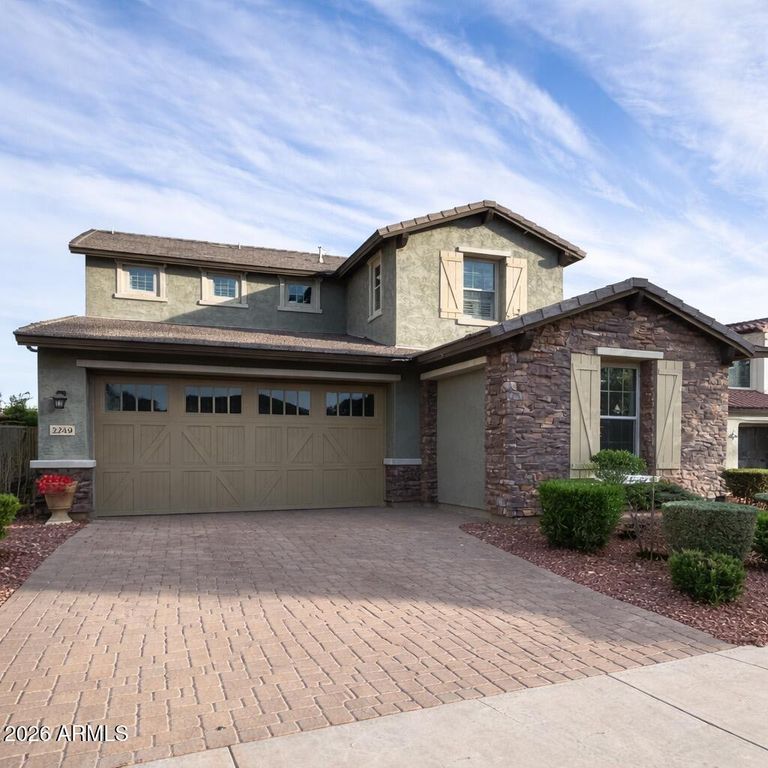 Image 5 of property listing at 2249 N ACACIA Way, Buckeye, AZ 85396