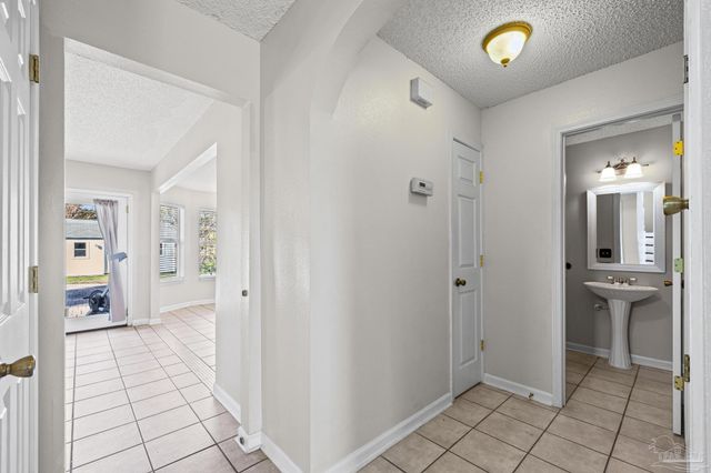 3230 Pins Ln, Gulf Breeze, FL 32563