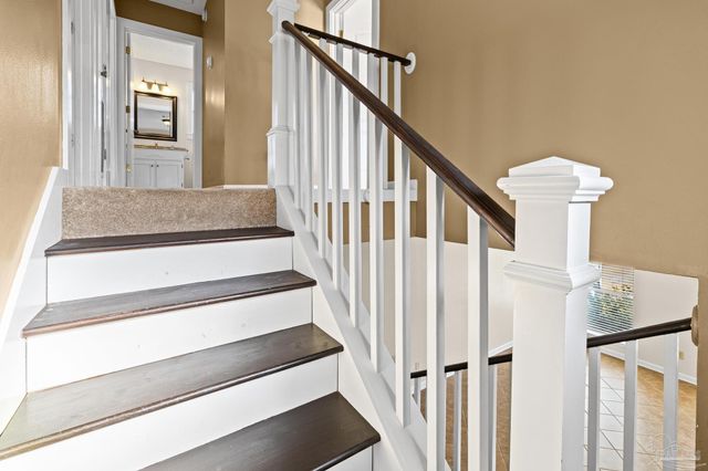 3230 Pins Ln, Gulf Breeze, FL 32563