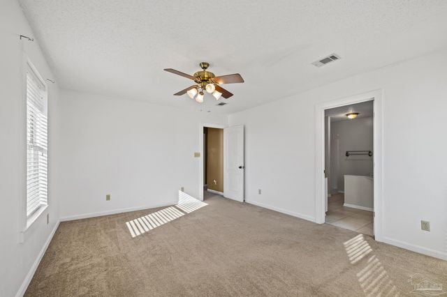 3230 Pins Ln, Gulf Breeze, FL 32563