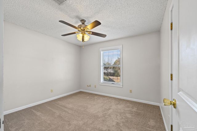 3230 Pins Ln, Gulf Breeze, FL 32563