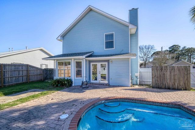 3230 Pins Ln, Gulf Breeze, FL 32563