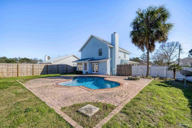 3230 Pins Ln, Gulf Breeze, FL 32563