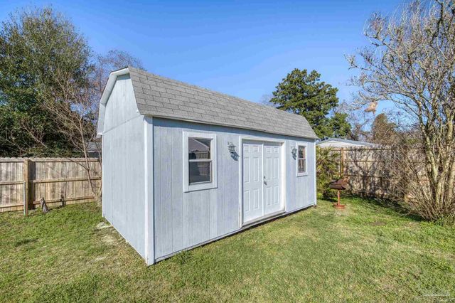 3230 Pins Ln, Gulf Breeze, FL 32563