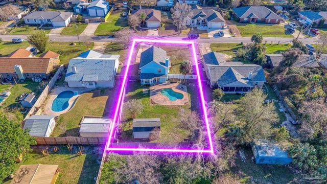 3230 Pins Ln, Gulf Breeze, FL 32563