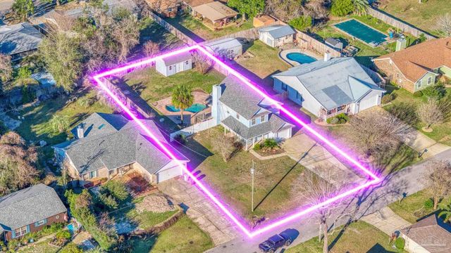 3230 Pins Ln, Gulf Breeze, FL 32563