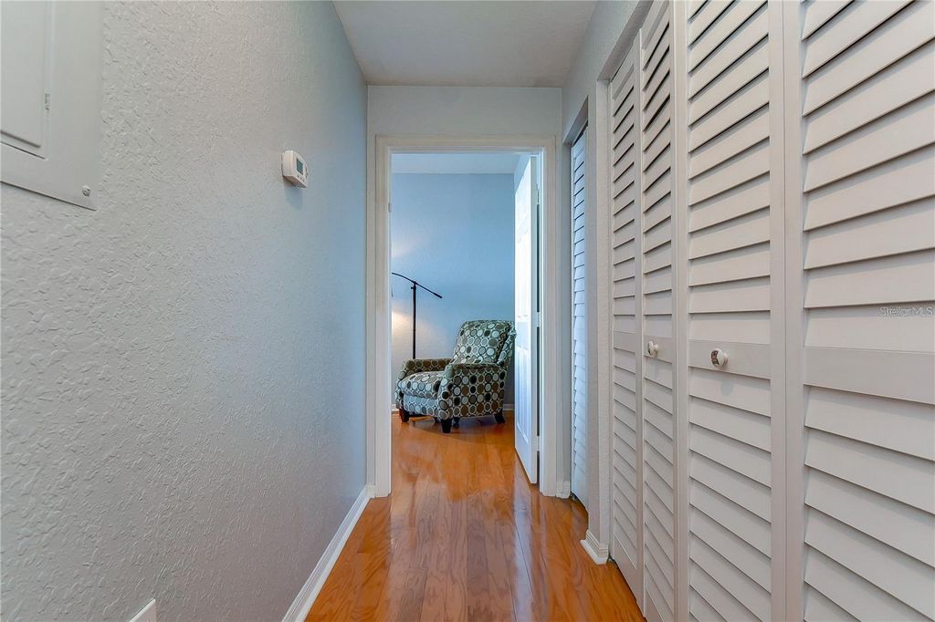 Image 31 of property listing at 9034 LAKE CHASE ISLAND WAY 9034, Tampa, FL 33626