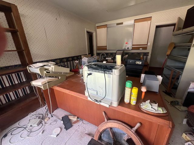9302 Memorial Drive, Houston, TX 77024