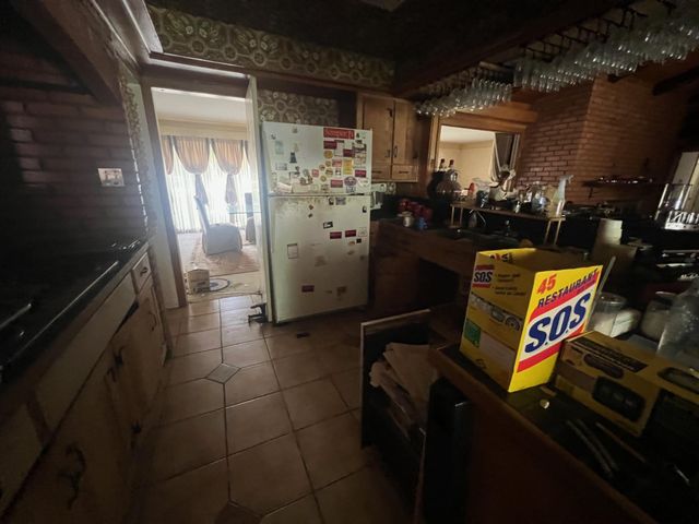 9302 Memorial Drive, Houston, TX 77024