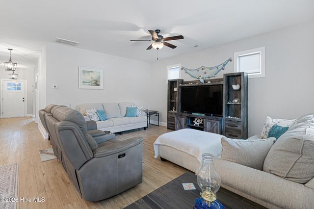 120 E Camp Kiro Road, New Bern, NC 28560