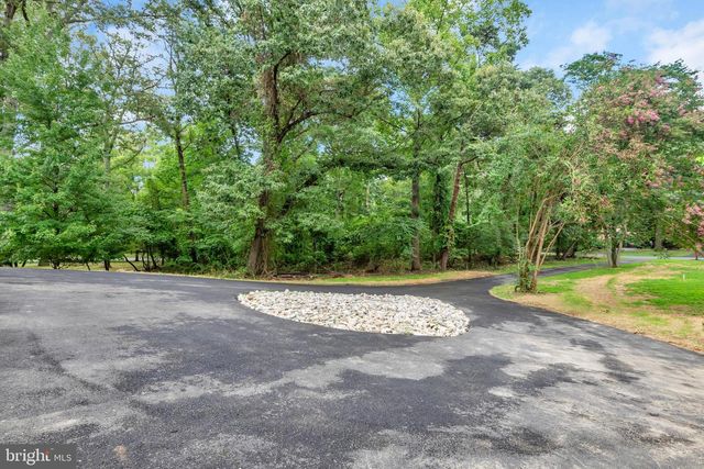 972 ARUNDEL DR, Arnold, MD 21012