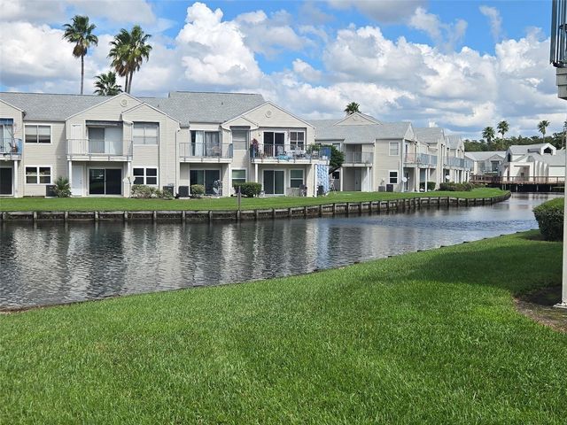 2532 WOODGATE BOULEVARD 207, Orlando, FL 32822