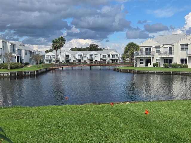 2532 WOODGATE BOULEVARD 207, Orlando, FL 32822