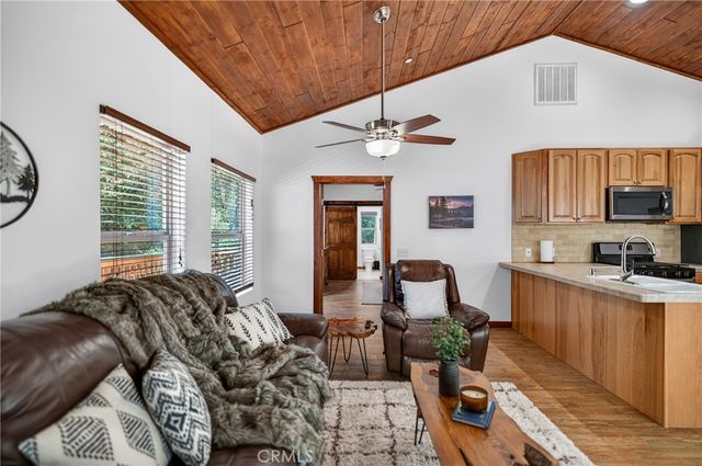 2220 Saint Anton, Pine Mountain Club, CA 93222