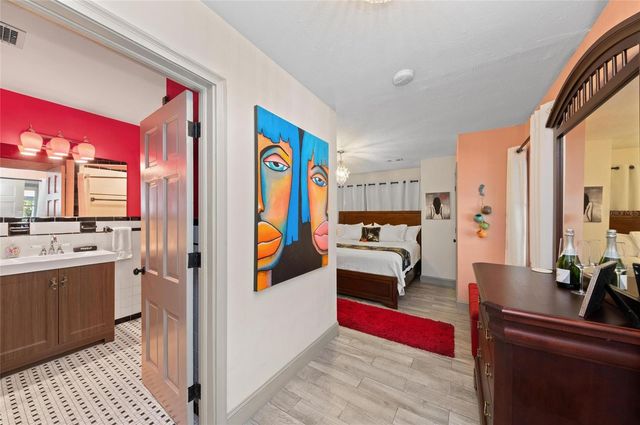 941 VIRGINIA DRIVE, Sarasota, FL 34234