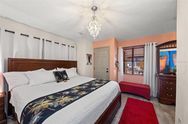 941 VIRGINIA DRIVE, Sarasota, FL 34234