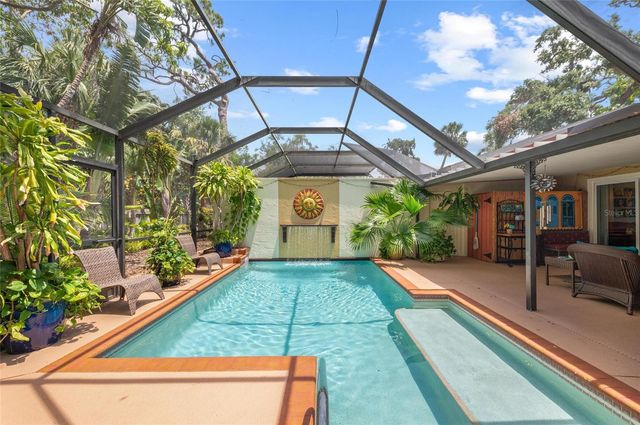 941 VIRGINIA DRIVE, Sarasota, FL 34234