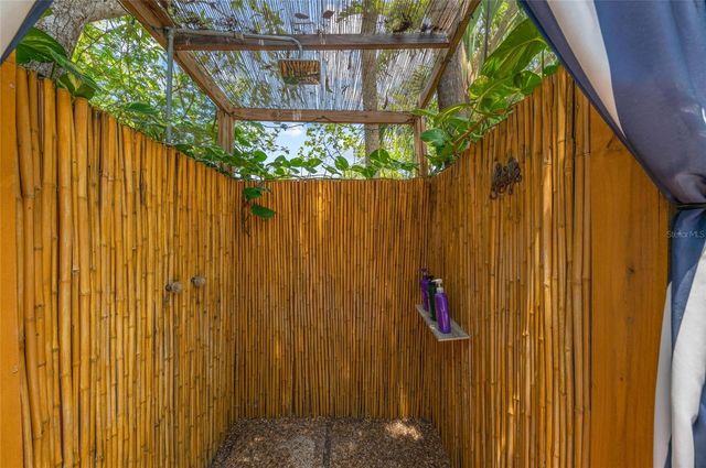 941 VIRGINIA DRIVE, Sarasota, FL 34234