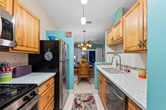 941 VIRGINIA DRIVE, Sarasota, FL 34234