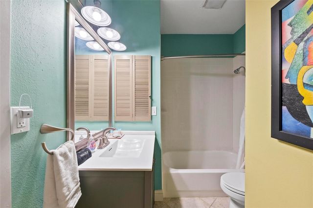 941 VIRGINIA DRIVE, Sarasota, FL 34234