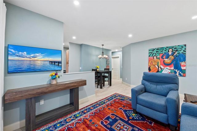 941 VIRGINIA DRIVE, Sarasota, FL 34234