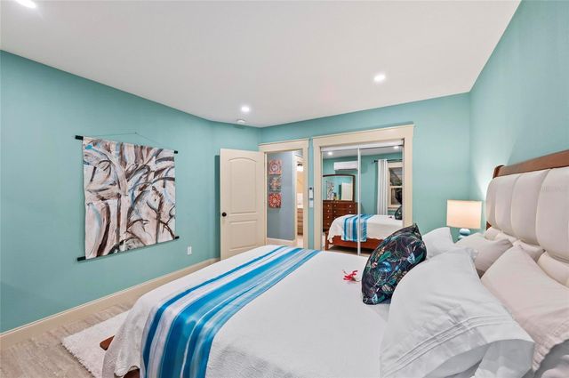 941 VIRGINIA DRIVE, Sarasota, FL 34234