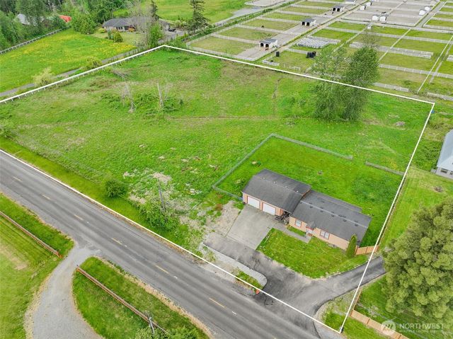 7412 Vickery Avenue E, Tacoma, WA 98443