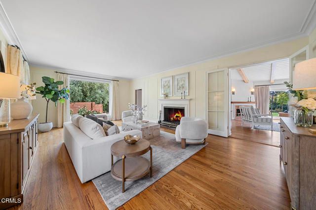 2106 Midwick Drive, Altadena, CA 91001