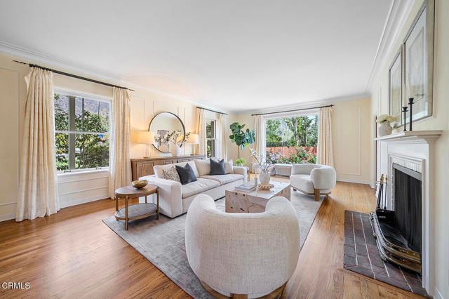 2106 Midwick Drive, Altadena, CA 91001