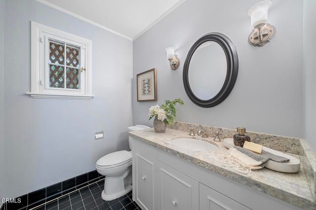 2106 Midwick Drive, Altadena, CA 91001