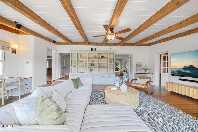 2106 Midwick Drive, Altadena, CA 91001