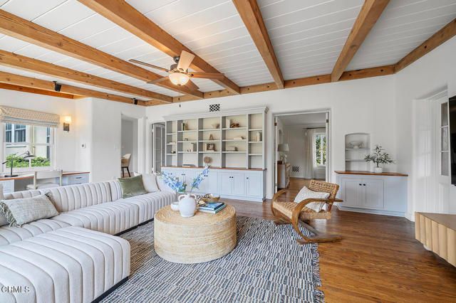 2106 Midwick Drive, Altadena, CA 91001