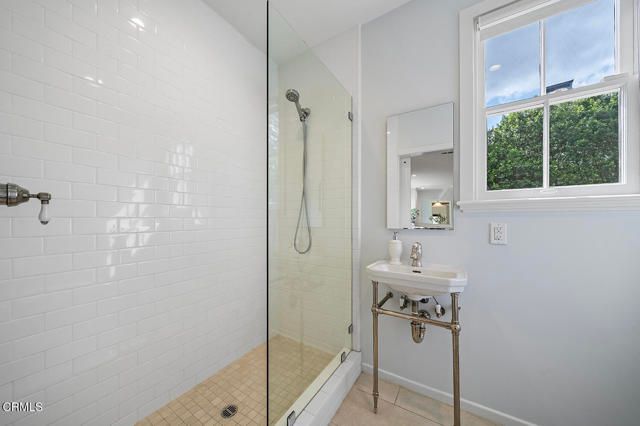 2106 Midwick Drive, Altadena, CA 91001