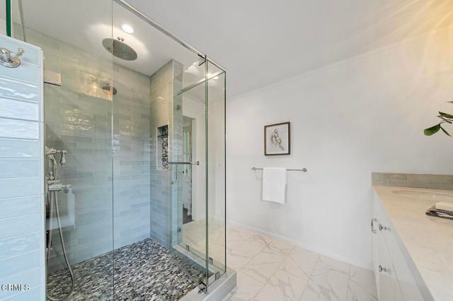 2106 Midwick Drive, Altadena, CA 91001