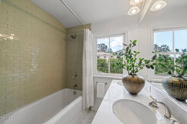 2106 Midwick Drive, Altadena, CA 91001