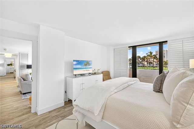 4001 Gulf Shore BLVD N 105, Naples, FL 34103