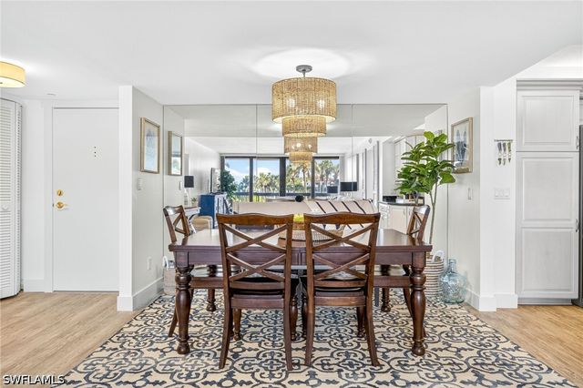 4001 Gulf Shore BLVD N 105, Naples, FL 34103