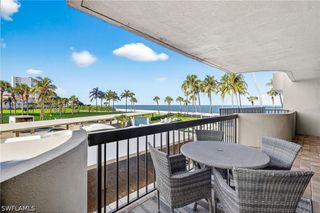 4001 Gulf Shore BLVD N 105, Naples, FL 34103