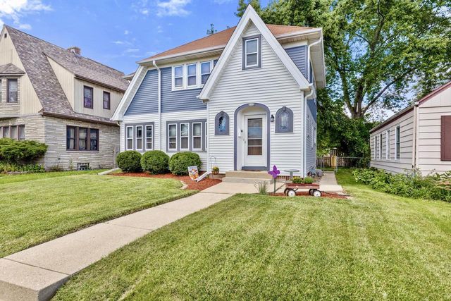 7118 W Beloit ROAD, West Allis, WI 53219