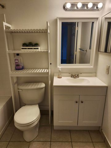 706 E VILLA Circle, Boynton Beach, FL 33435