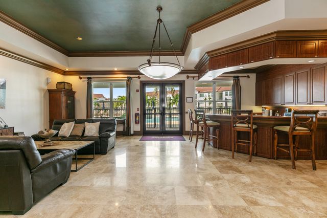 706 E VILLA Circle, Boynton Beach, FL 33435
