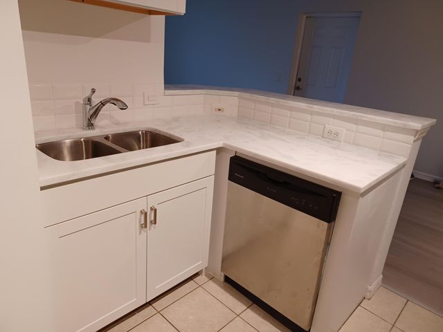 706 E VILLA Circle, Boynton Beach, FL 33435