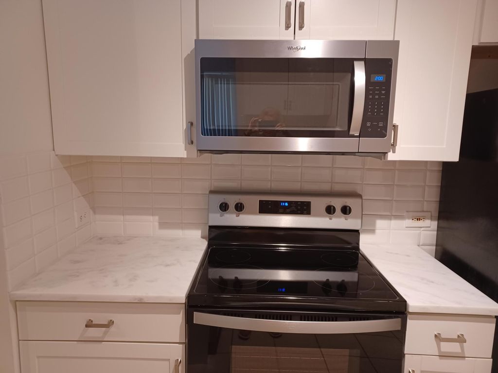 706 E VILLA Circle, Boynton Beach, FL 33435