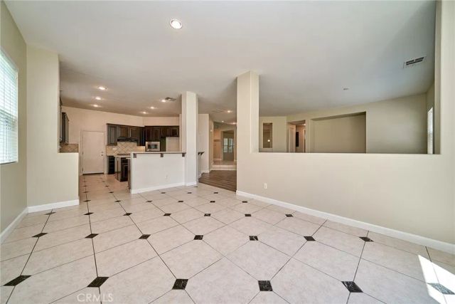8827 Soothing Court, Corona, CA 92883
