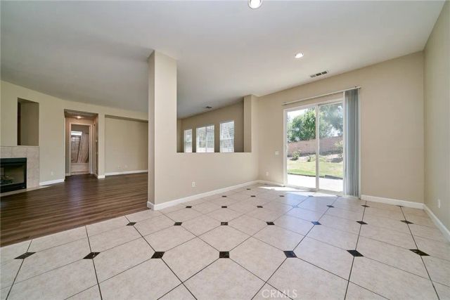 8827 Soothing Court, Corona, CA 92883