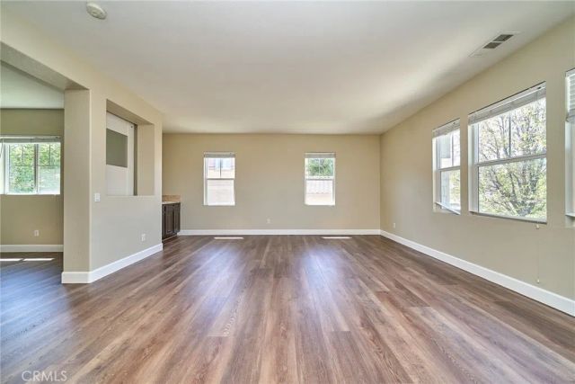 8827 Soothing Court, Corona, CA 92883