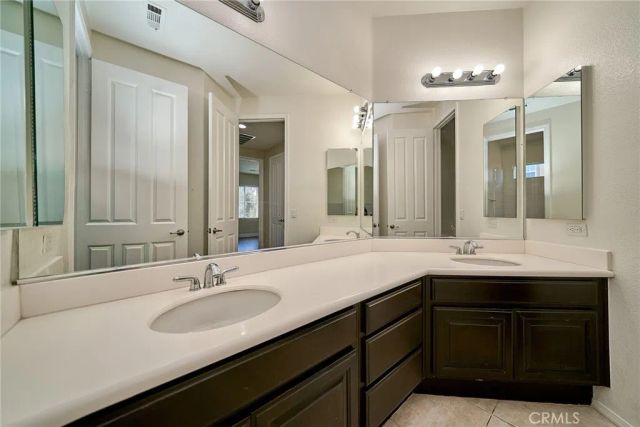 8827 Soothing Court, Corona, CA 92883